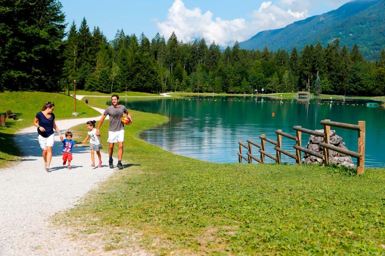 Village Vacances Le Berouze Samoens Ngoại thất bức ảnh